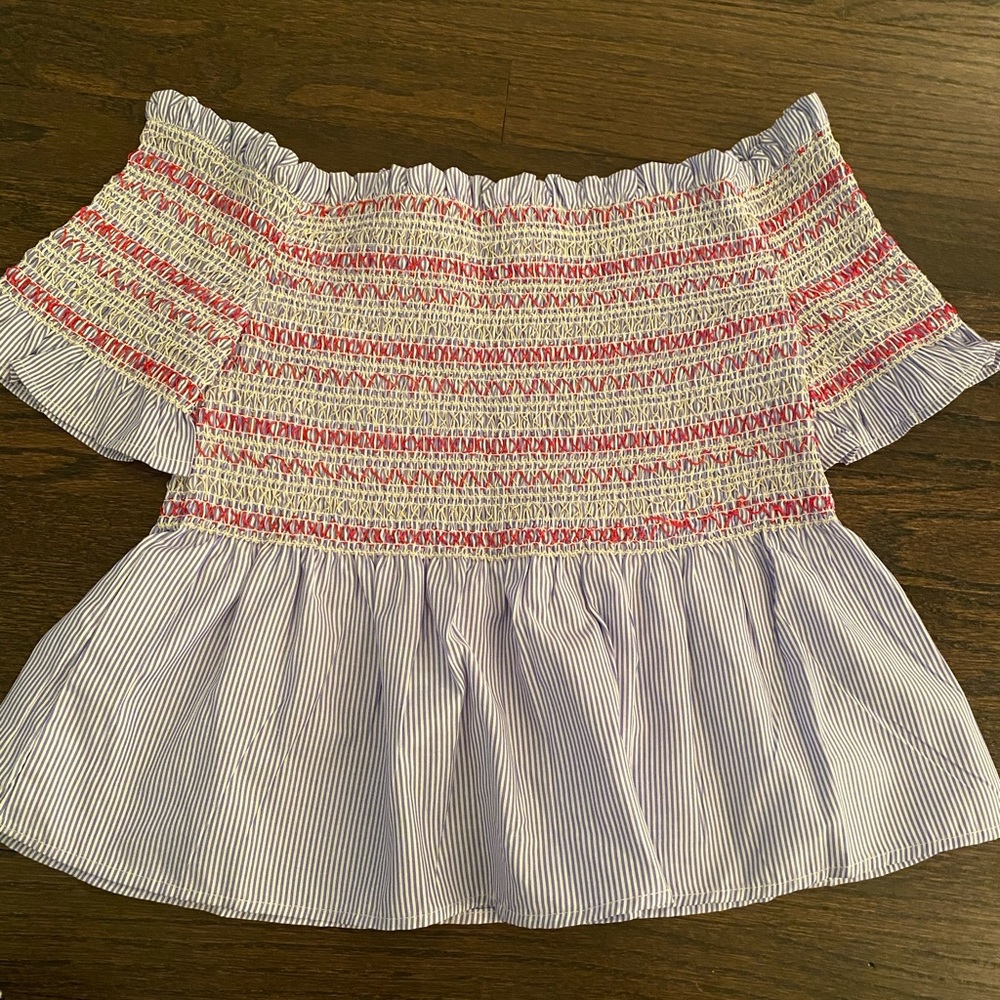 Elastic off the shoulder top